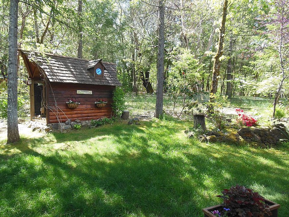 2nd image of 479 Pleasantville Way