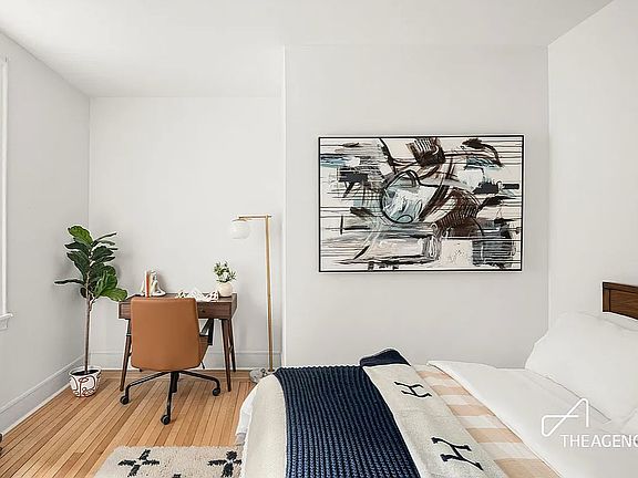 4th image of 29 E 9th St APT 1
