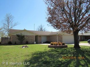 7808 NW Morrocco Dr, Lawton, OK 73505