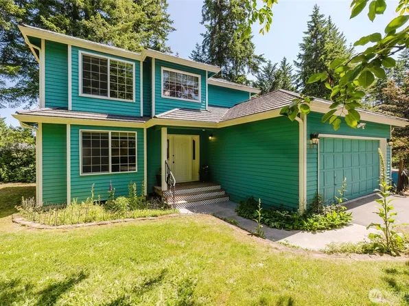 958 SW Moffett Lane, Port Orchard, WA 98367