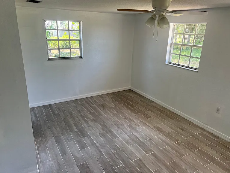 5580 State Road 542 W #1 — Photo 13