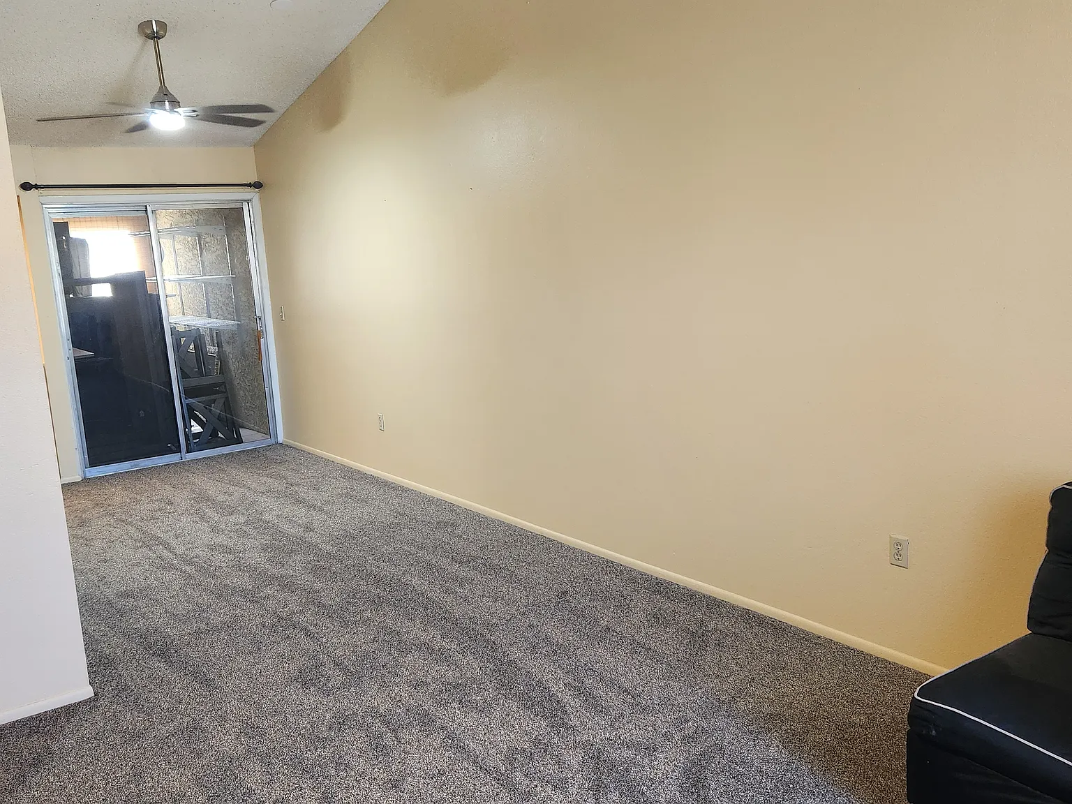 2 bed, 846 sqft, $1,400 — Photo 3
