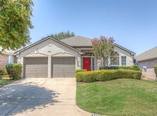 6728 Day Dr, Fort Worth, TX 76132