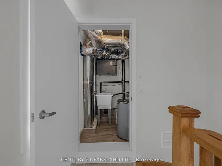 1865 Pickering Pkwy #1402 — Photo 27