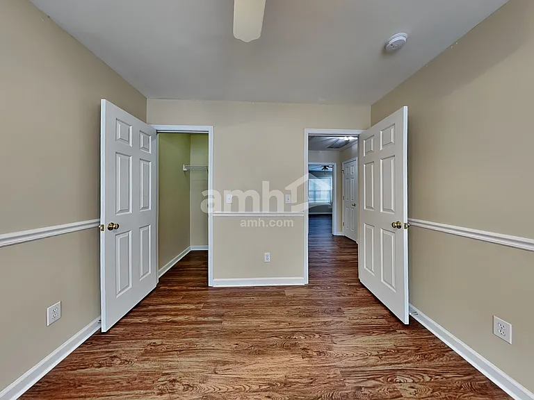 1941 Sterling Hill Dr — Photo 21