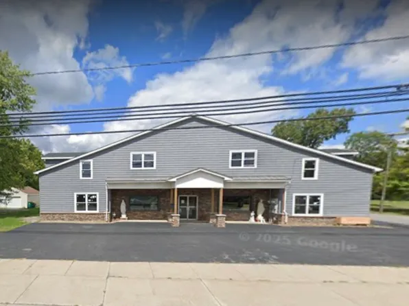 9670 Main St, Clarence, NY