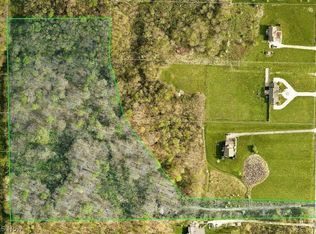 17980 Snyder Rd, Chagrin Falls, OH 44023