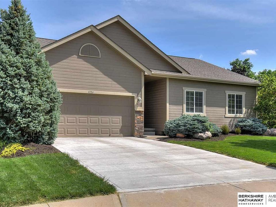 1st image of 4126 S 199th Cir