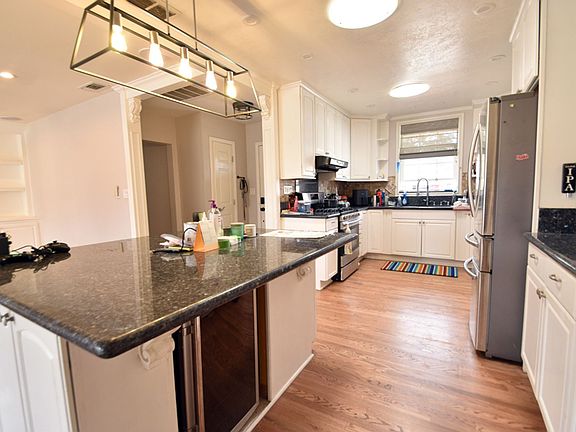 4th image of 822 El Dorado Dr