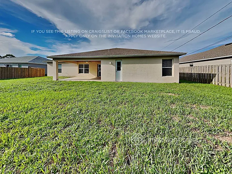 1772 SW Lofgren Ave — Photo 20