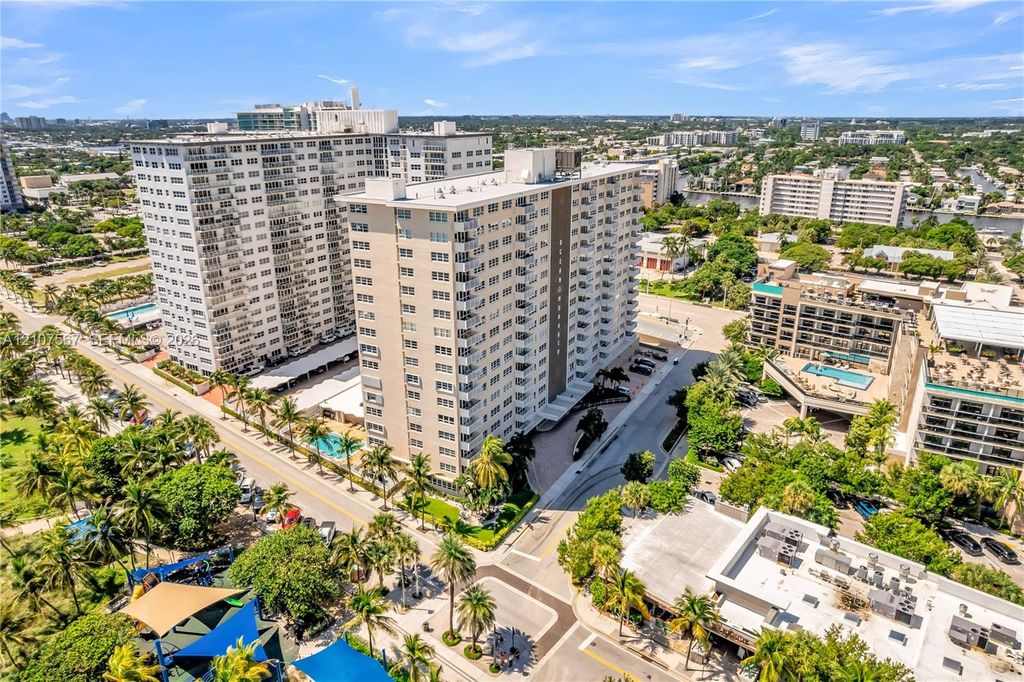 133 N Pompano Beach Blvd #Penthouse 6, photo 3