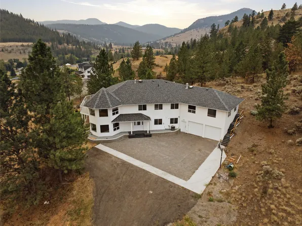 7035 Blackwell Rd, Kamloops, BC V2C 6V8