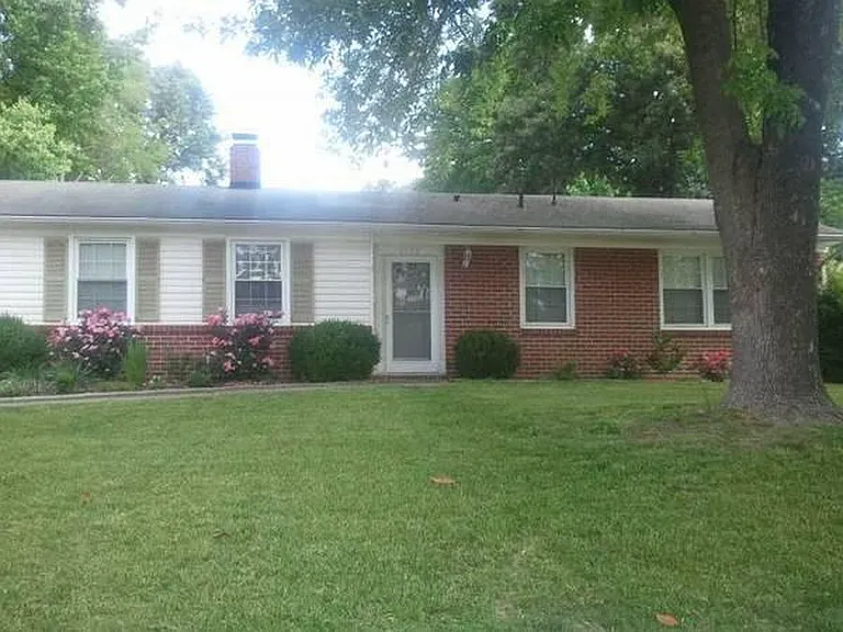 3712 Silina Dr — Photo 1