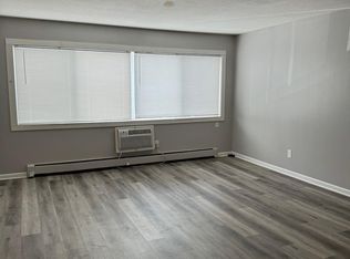 7000 Cedar Ave S #204, Minneapolis, MN 55423