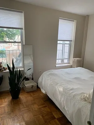 Rented by Compass | media 4