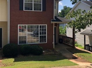 1472 Riverrock Trl, Riverdale, GA
