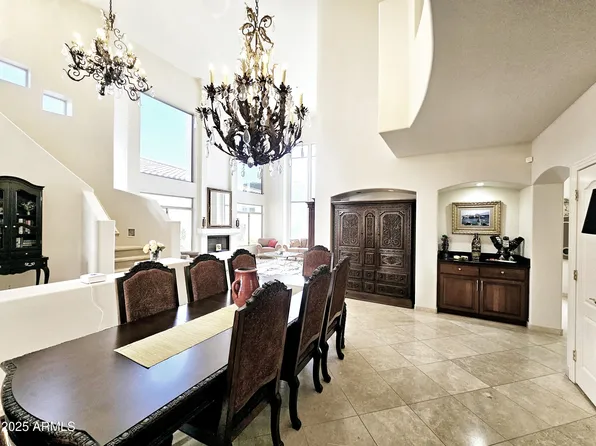 7667 E KRALL Street, Scottsdale, AZ 85250