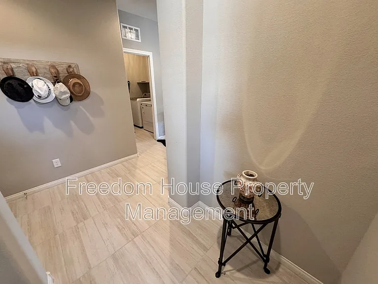 5245 E La Campana Dr — Photo 6