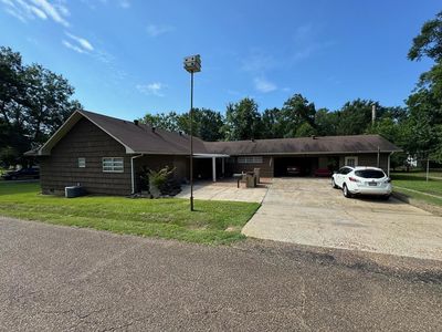 517 N James Ave, McComb, MS, 39648