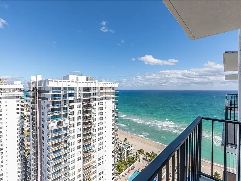 2401 S Ocean Dr #Penthouse A4 — Photo 37