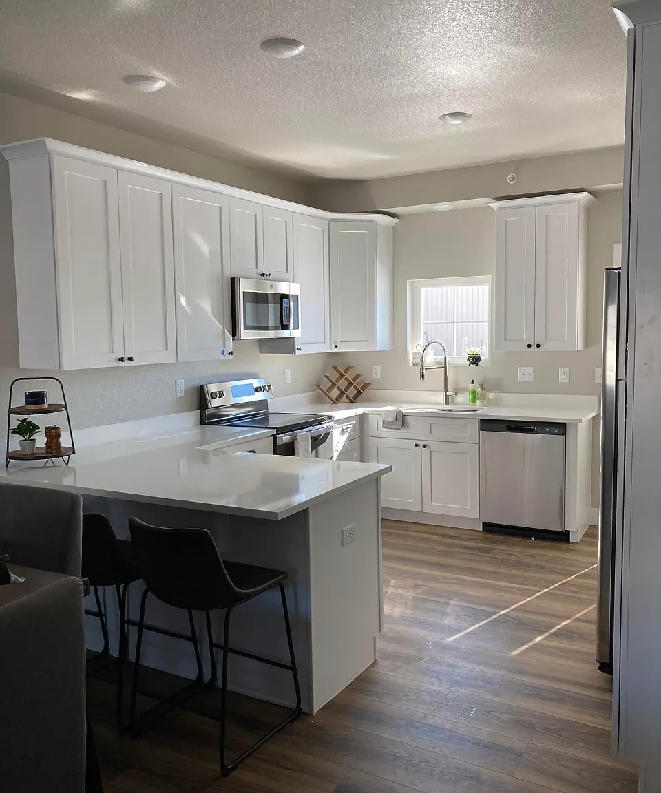 2 bed, $3,800 — Photo 1