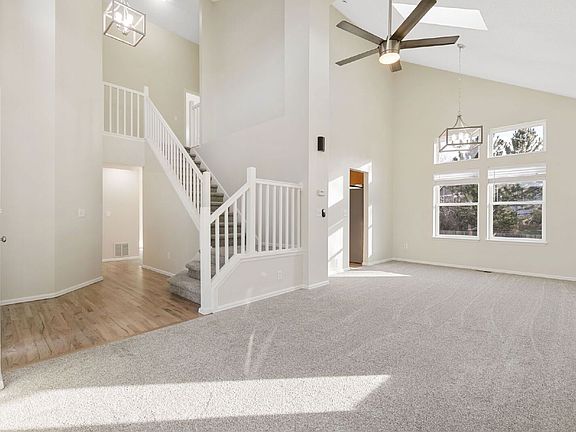 5th image of 7875 Montarbor Dr