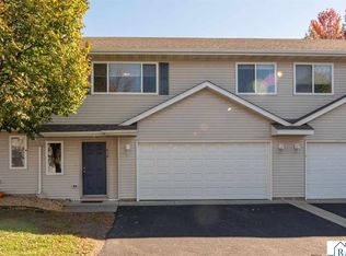416 Tanager Path, Mankato, MN 56001
