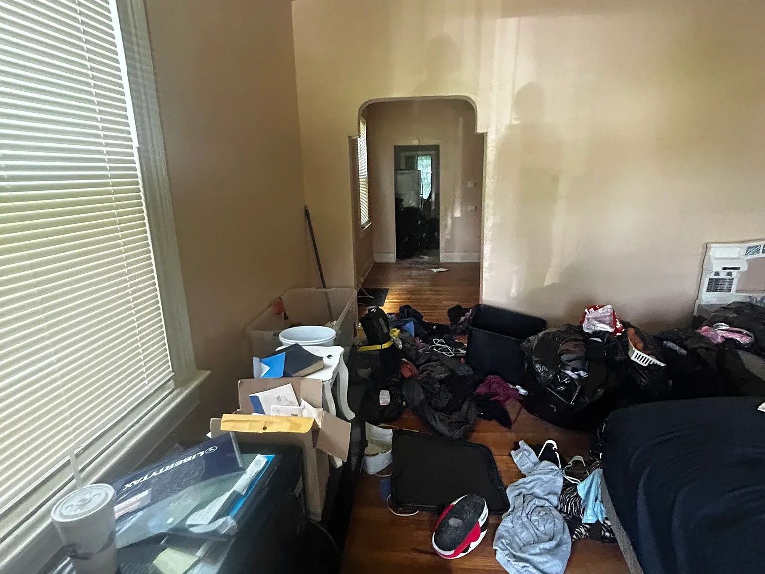 2 bed, 700 sqft, $950 — Photo 2