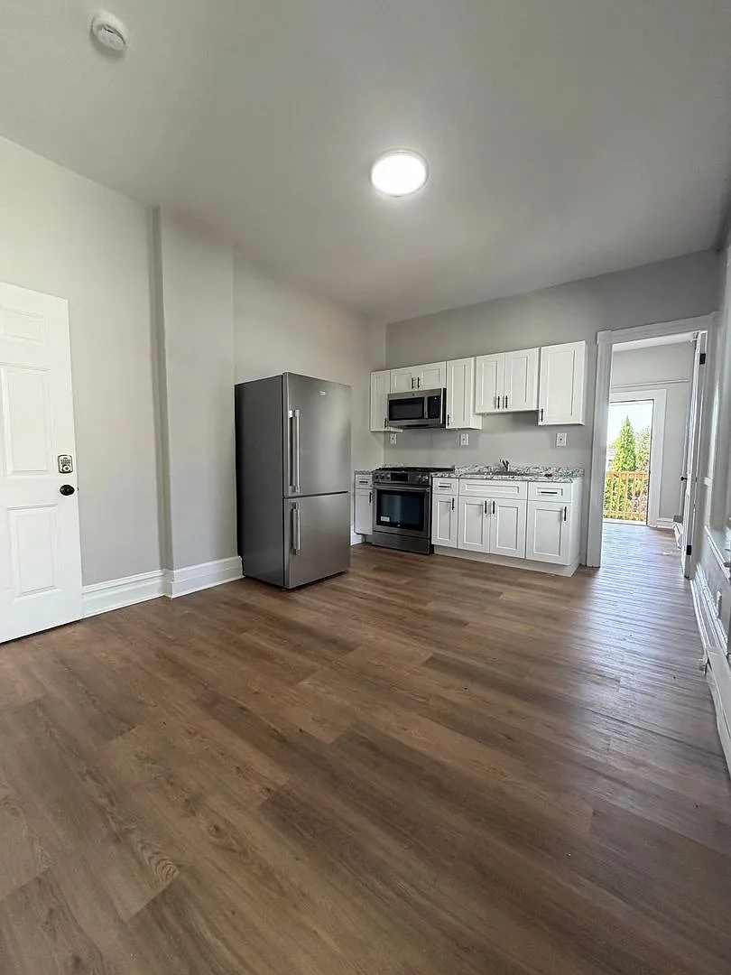 519 W Chew St — Photo 1