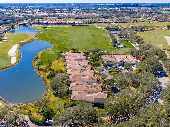 2nd image of 5425 Sol Rue Cir