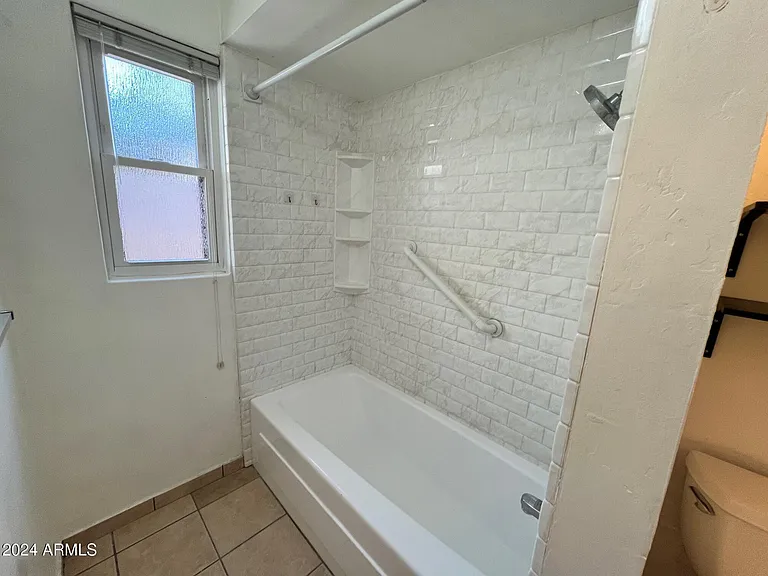 30 W Culver St #B — Photo 25