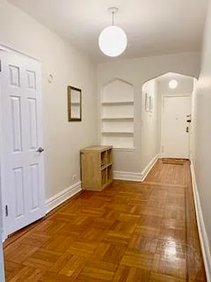 Rented by Compass | media 14