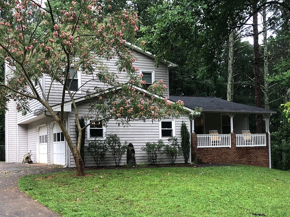 1st image of 135 Driftwood Ln