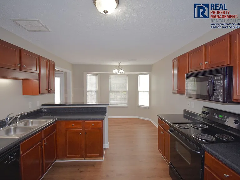 1178 Catawba Way — Photo 11