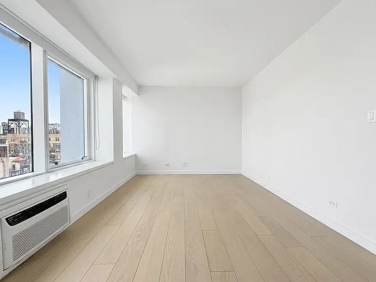 175 W 87th St #14G — Photo 14