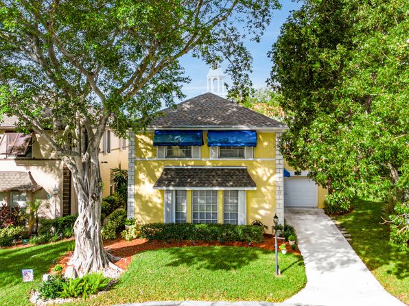 27 SW 5th Way, Boca Raton, FL 33432