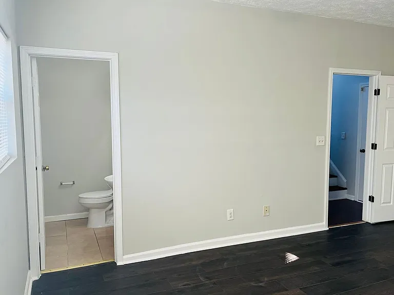 5612 Feldwood Rd — Photo 37