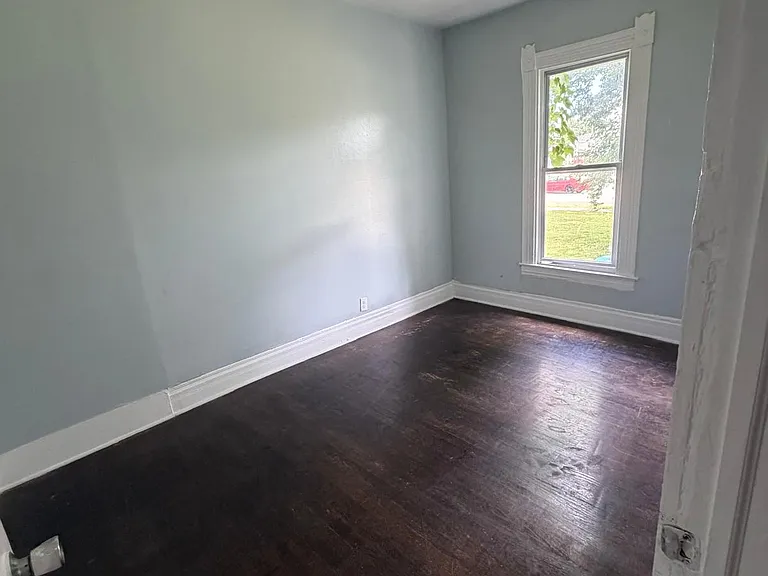 1507 N Salina St #2 — Photo 3