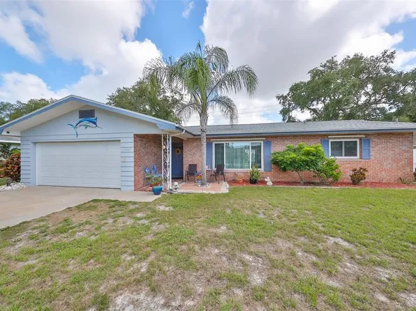 13607 101st Ter, Seminole, FL 33776