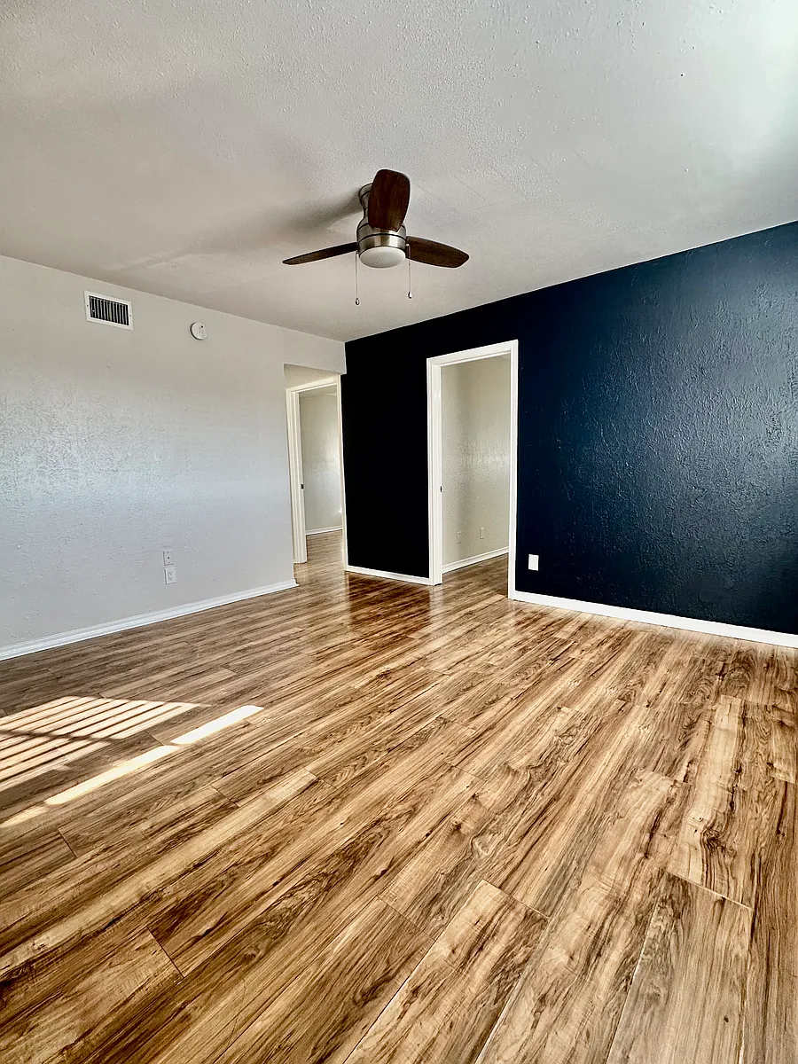 Building Photo - 226 S Lancaster Ave #226