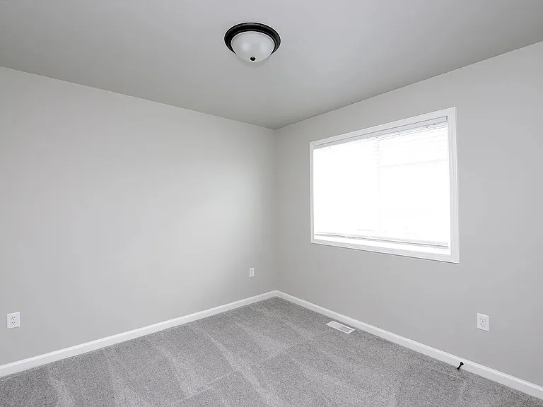 2383 Eagle Valley Dr S — Photo 6
