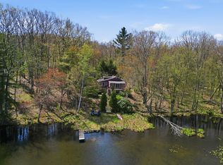 153 Shoreline Dr, West Brookfield, MA 01585