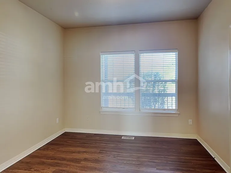 549 S Lodestone Ave — Photo 17