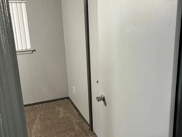 Candlewood Apartments — Photo 13
