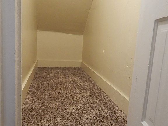 Great storage in hallway