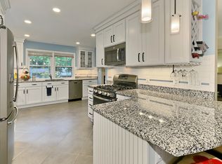 10116 Cardinal Rd, Fairfax, VA 22030