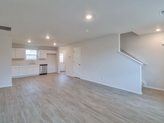 3rd image of 676 Cedar Brook Dr Lot 179