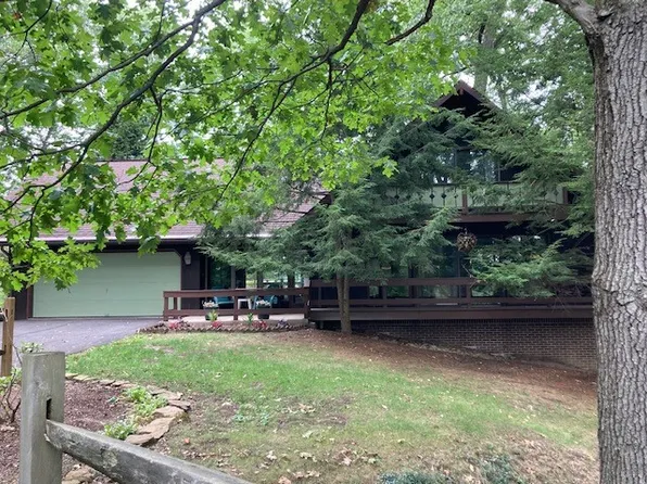 340 N Main St, New Stanton, PA 15672