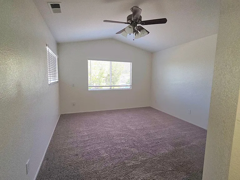 33178 Regatta Dr — Photo 12