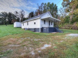 1020 Charity Hill Rd, Elizabethton, TN 37643